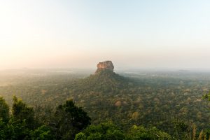SRI LANKA - MUJER Y VIAJERA