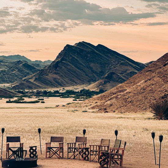 NAMIBIA - MUJER Y VIAJERA